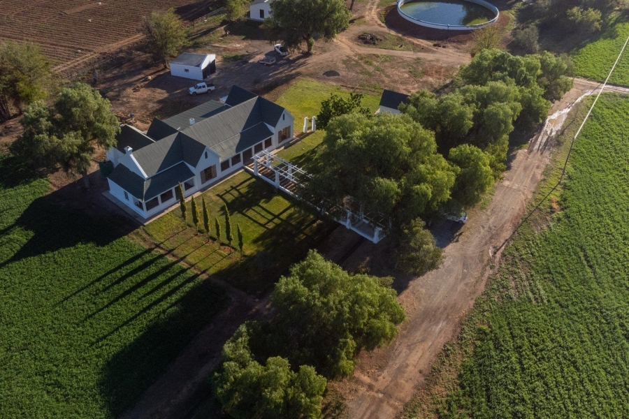 7 Bedroom Property for Sale in Adendorp Eastern Cape